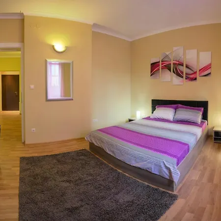 Apartament Astoria Ii *